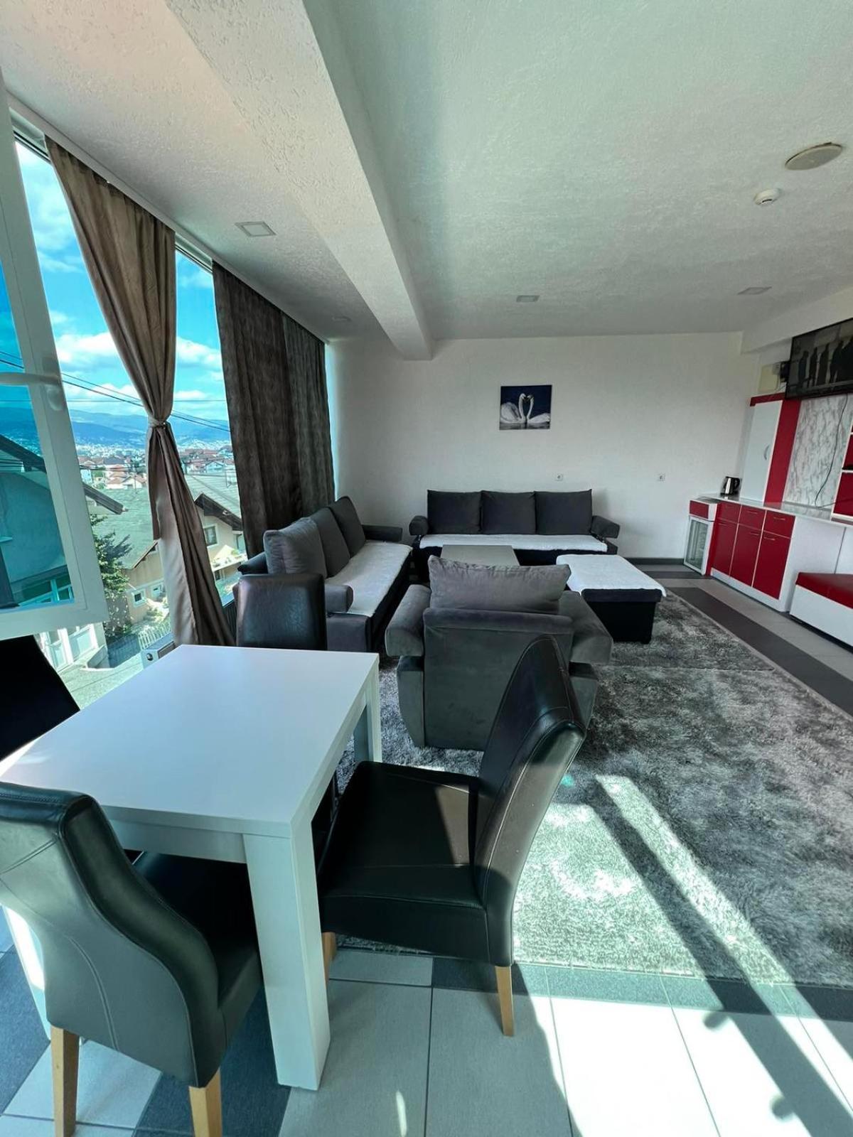 Ka Sa Dvije Spavace Sobe Apartment *
