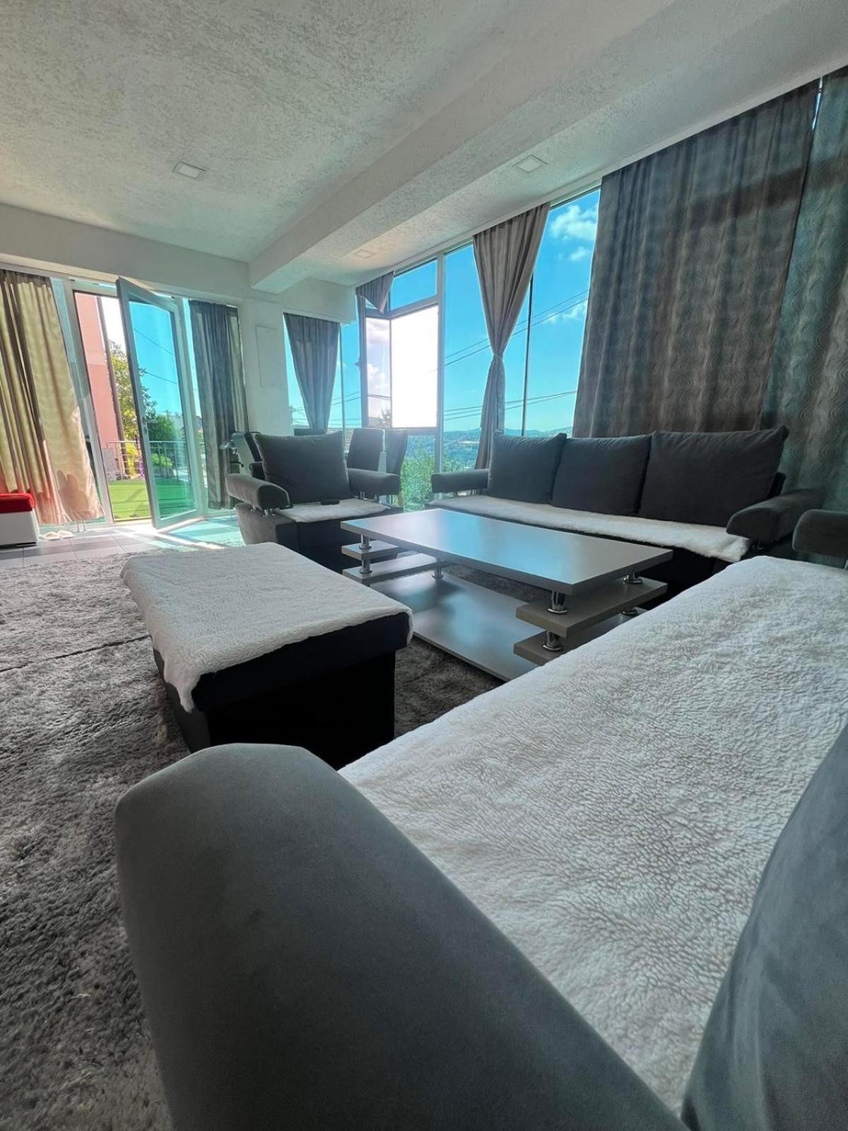 Apartment Ka Sa Dvije Spavace Sobe