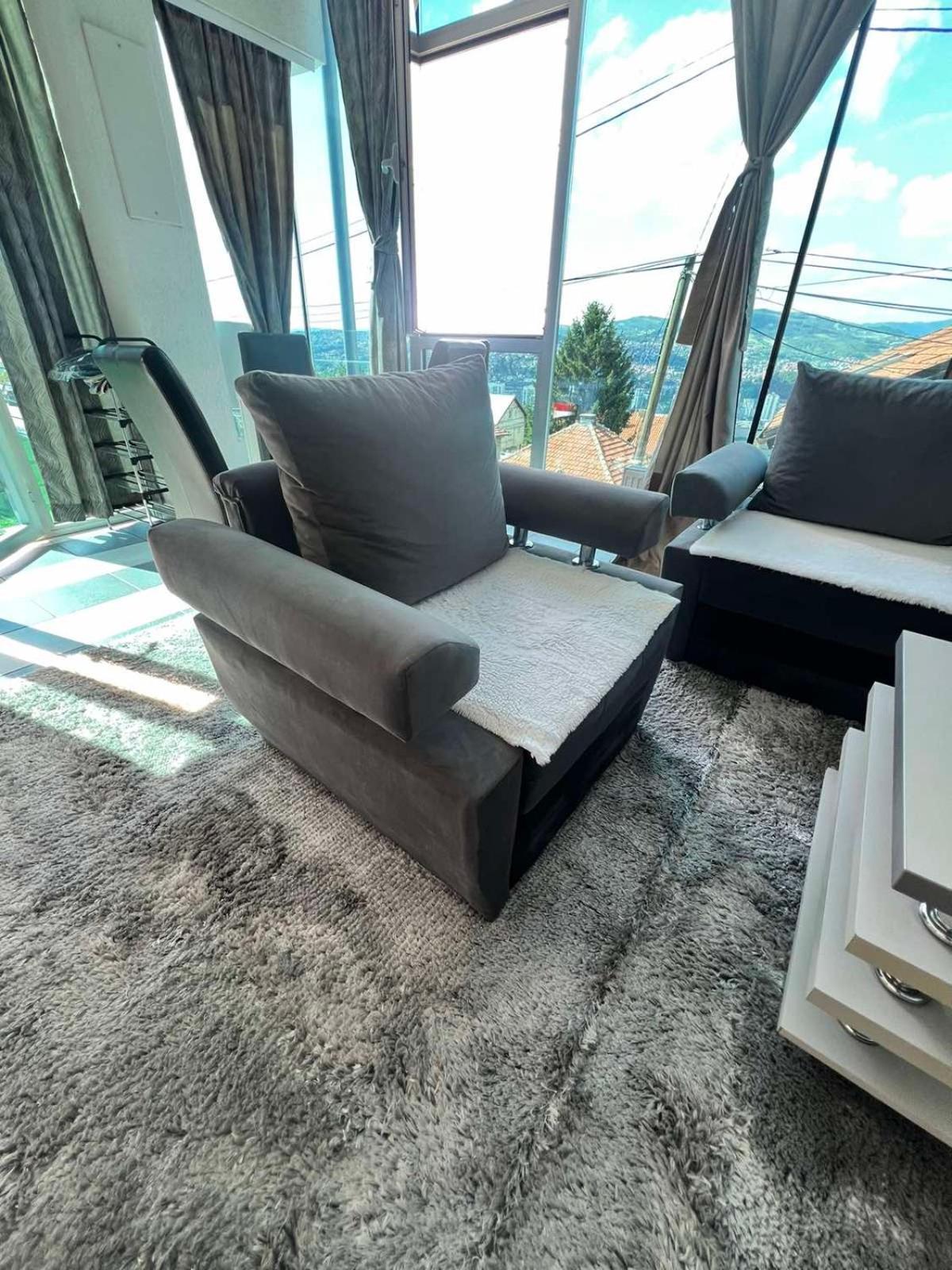 Ka Sa Dvije Spavace Sobe Apartment *